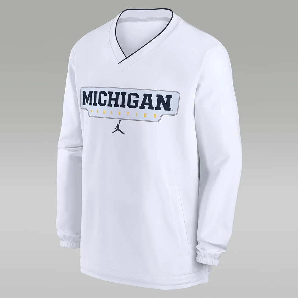 Michigan Wolverines Sideline Men's Nike College Long-Sleeve Windshirt