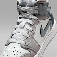 Air Jordan 1 Mid SE Big Kids' Shoes