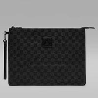 Jordan Monogram Pouch (0.98L)