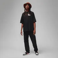 Jordan Flight Essentials Men's Oversized T-Shirt. Nike.com