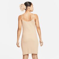 Robe côtelée Nike Sportswear Essential pour Femme. FR