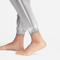 Pantalon de jogging 7/8 en tissu Fleece Nike Yoga Luxe pour Femme. FR
