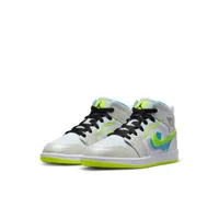 Jordan 1 Mid SE Little Kids' Shoes. Nike.com