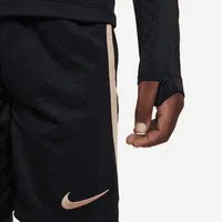 Chelsea FC Strike Big Kids' Nike Dri-FIT Knit Soccer Drill Top. Nike.com