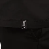 Liverpool FC Men's Nike Soccer T-Shirt. Nike.com