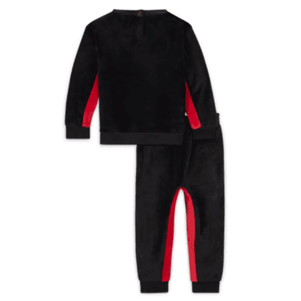 Jordan Baby (12-24M) Sweatshirt and Pants Set. Nike.com