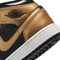 Air Jordan 1 Mid SE Big Kids' Shoes. Nike.com