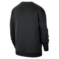 Nike College Club Fleece Yardrunners Men's Crew-Neck Sweatshirt. Nike.com