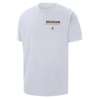 Jordan College (Michigan) Men's Max90 T-Shirt. Nike.com