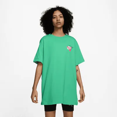 Tee-shirt Nike Sportswear pour femme. FR