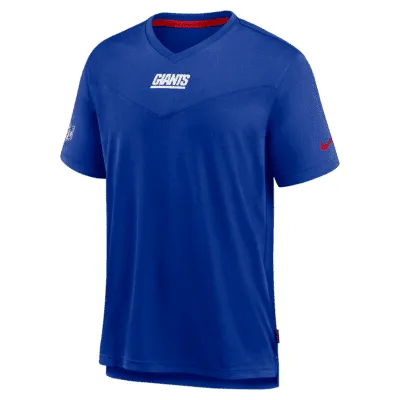 Nike Dri-FIT Vintage Chevron Coach UV (NFL New York Giants) Men's Top. Nike.com