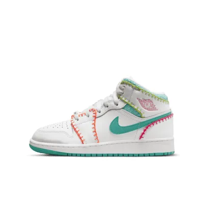 Air Jordan 1 Mid SE Big Kids' Shoes. Nike.com