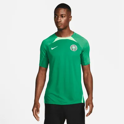 Nigeria Strike Men's Nike Dri-FIT Short-Sleeve Soccer Top. Nike.com