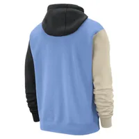 UNC Club Fleece Men's Nike Pullover Hoodie. Nike.com