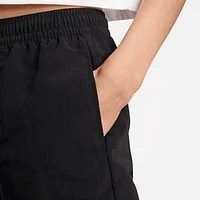 Nike Sportswear Everything Wovens Women's Mid-Rise 5" Shorts. Nike.com