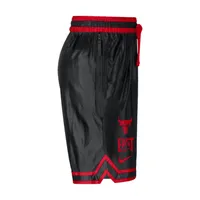 Chicago Bulls Courtside Men's Nike Dri-FIT NBA Graphic Shorts. Nike.com