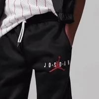 Jordan Big Kids' Sustainable Fleece Pants. Nike.com