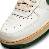 Nike Air Force 1 '07 LV8 Women's Shoes. Nike.com