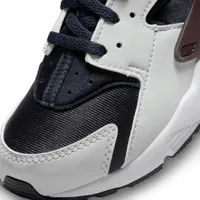 Chaussure Nike Huarache Run pour jeune enfant. FR
