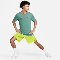 Nike Dri-FIT Men's Fitness T-Shirt. Nike.com