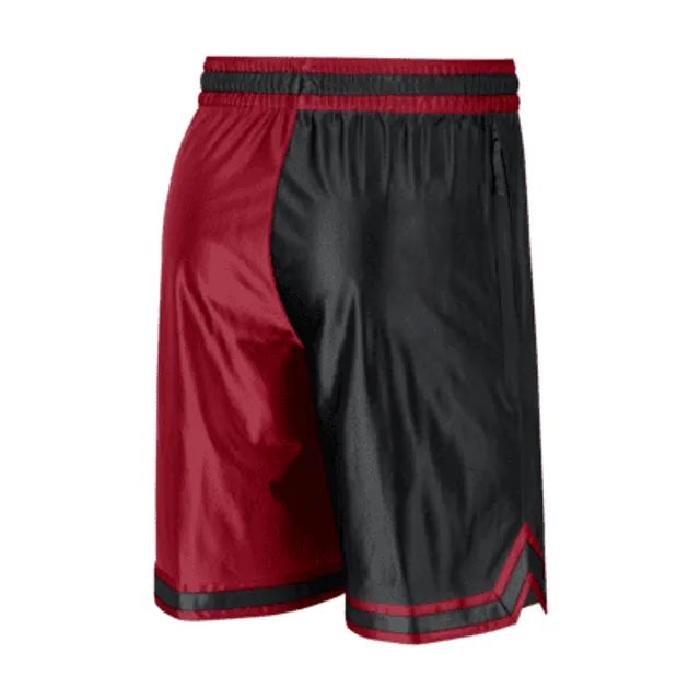 Los Angeles Lakers Courtside Men's Nike Dri-FIT NBA Graphic Shorts