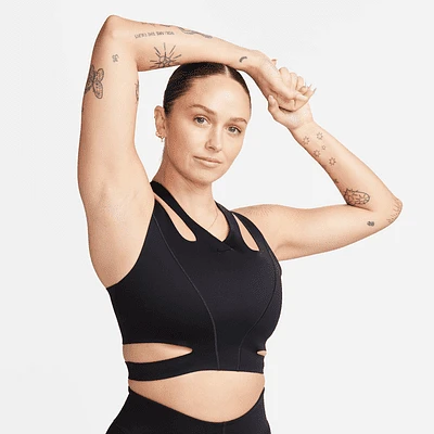 Nike FutureMove Women's Light-Support Non-Padded Strappy Sports Bra. Nike.com