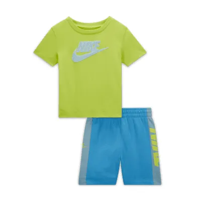 Nike Baby (12-24M) Amplify Shorts Set. Nike.com