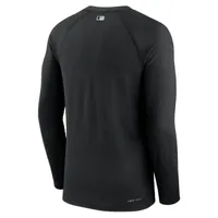 Nike Men's Dri-Fit Top Game (MLB Chicago White Sox) Long-Sleeve T-Shirt in Grey, Size: Small | NAC1074NRX-0BN