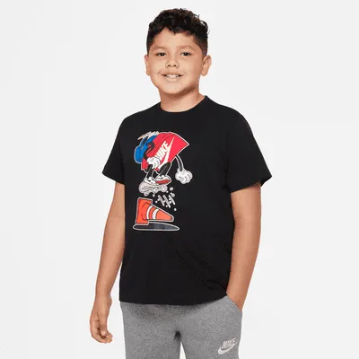 Nike Sportswear Big Kids' (Boys') T-Shirt (Extended Size). Nike.com