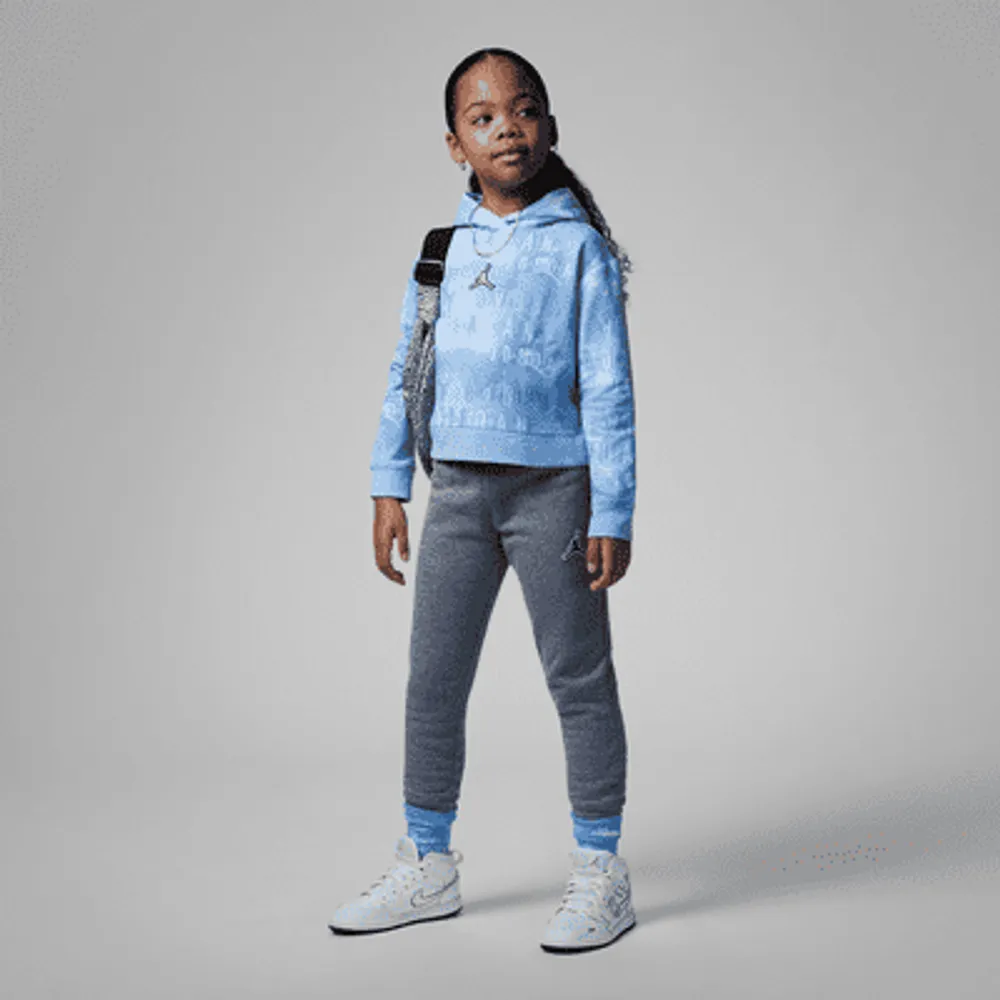 Jordan Essentials Printed Boxy Pullover Hoodie Little Kids' Hoodie. Nike.com