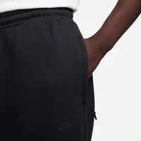 Nike Sportswear Therma-FIT Tech Pack Men's Repel Winterized Pants. Nike.com