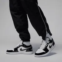 Jordan Essentials Men's Warm-Up Pants. Nike.com