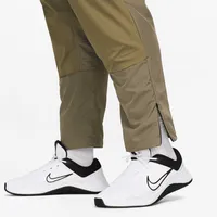 Nike A.P.S. Men's Dri-FIT ADV Woven Versatile Pants. Nike.com