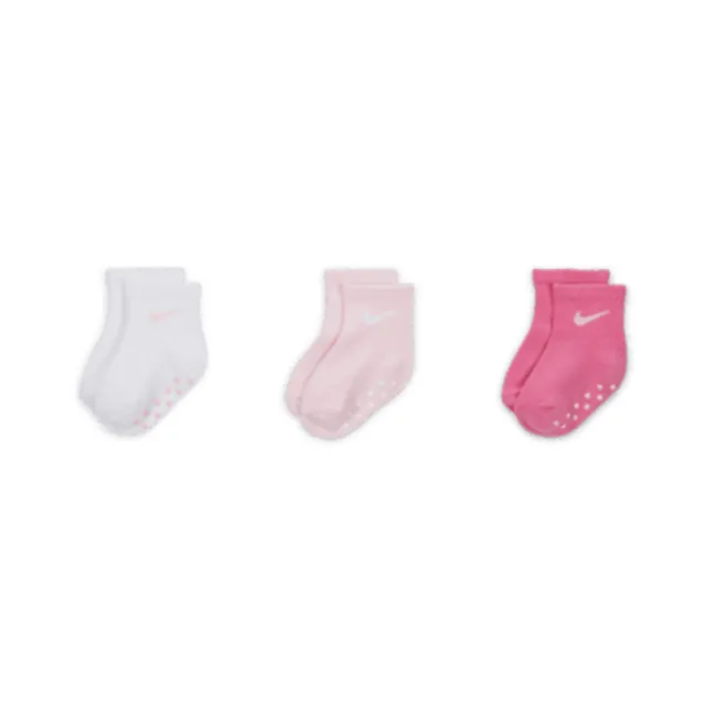 Nike N is for Nike Gripper Ankle Socks (3 Pairs) Baby Socks