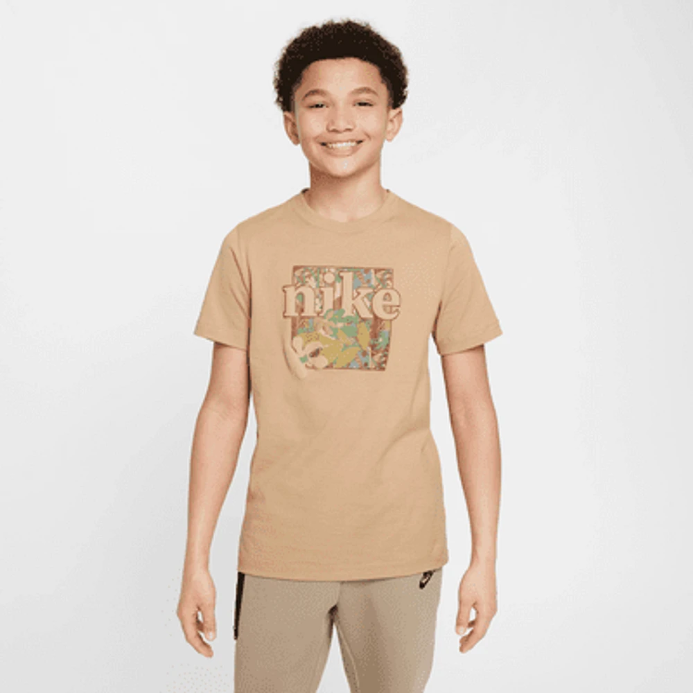 Nike Sportswear Big Kids' T-Shirt. Nike.com