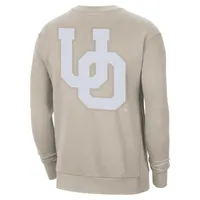 Oregon Men's Nike College Crew-Neck Sweatshirt. Nike.com