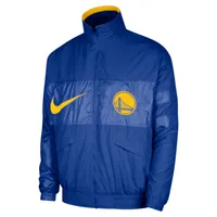 Golden State Warriors Courtside Men's Nike NBA Lightweight Jacket. Nike.com