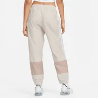 U.S. Repel Essential Women's Nike Mid-Rise Joggers. Nike.com