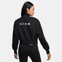 Nike Sportswear Women's Oversized 1/2-Zip Crop Fleece Sweatshirt. Nike.com