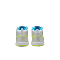 Jordan 1 Mid SE Little Kids' Shoes. Nike.com