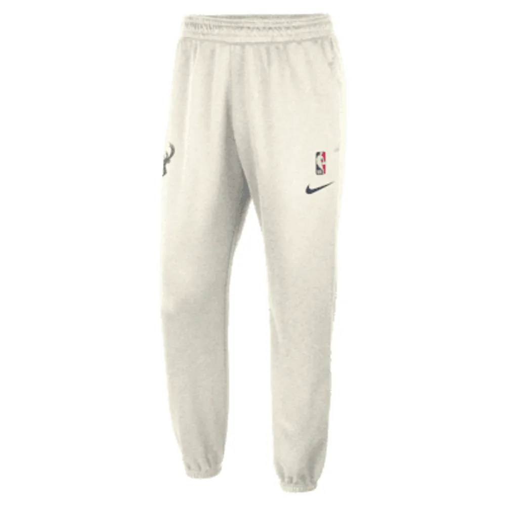 Milwaukee Bucks Spotlight Men's Nike Dri-FIT NBA Pants. Nike.com