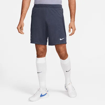 Tottenham Hotspur Strike Men's Nike Dri-FIT Knit Soccer Shorts. Nike.com