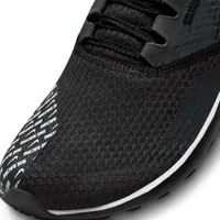 Nike Zoom Rival Waffle 6 Track & Field Distance Spikes. Nike.com