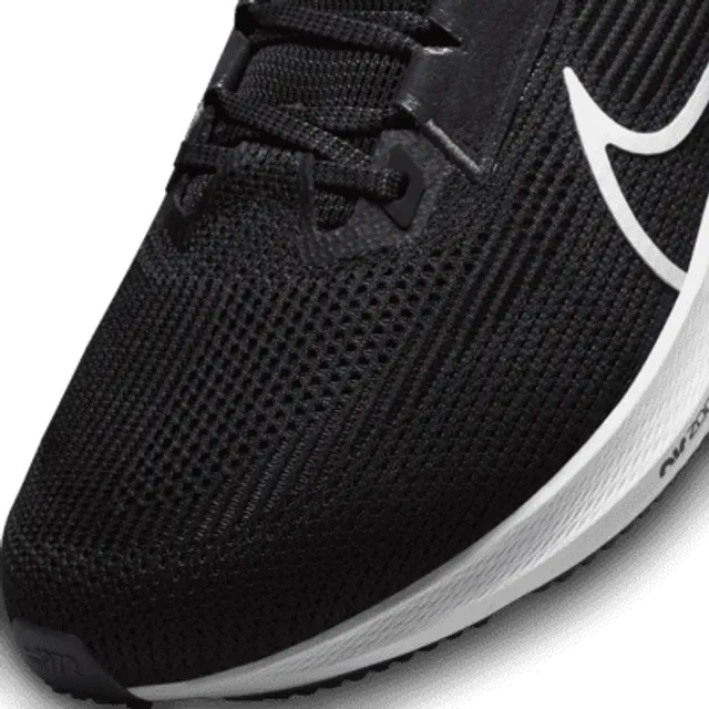 Nike Men's Air Zoom Pegasus 38 Running Shoes - Buffalo Bills - Each