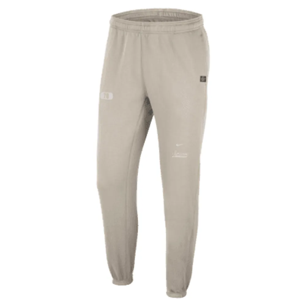 Syracuse Men's Nike College Joggers. Nike.com