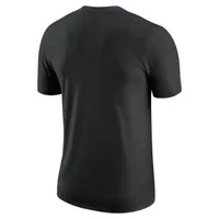 San Antonio Spurs Men's Nike NBA T-Shirt. Nike.com