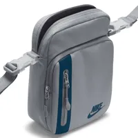 Nike Elemental Premium Crossbody Bag (4L). Nike.com