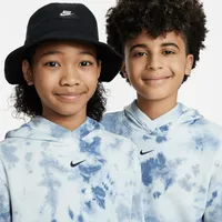 Nike Sportswear Club Fleece Big Kids' Pullover Hoodie (Extended Size). Nike.com