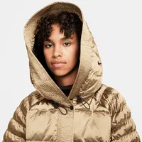 Nike Sportswear Swoosh Puffer Shine PrimaLoft® Women's Therma-FIT Oversized Hooded Jacket. Nike.com