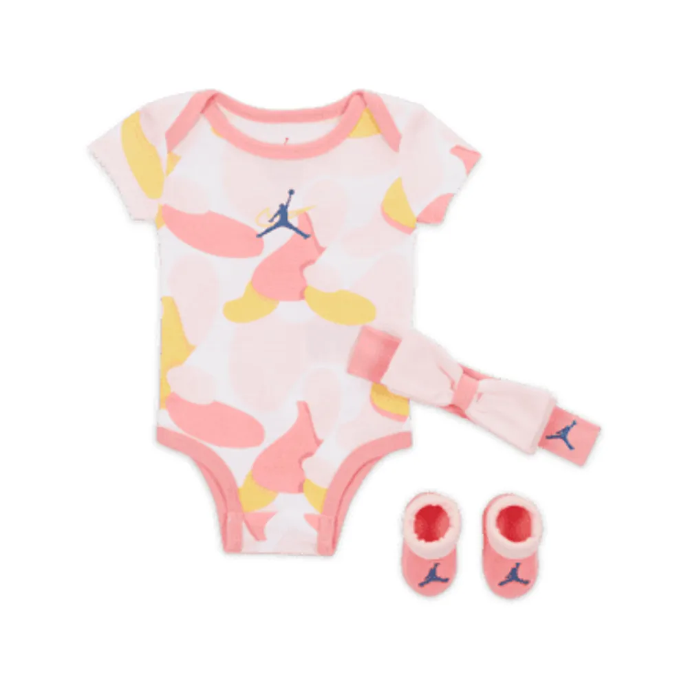 Jordan Outside the Lines 3-Piece Bodysuit Box Set Baby Set. Nike.com